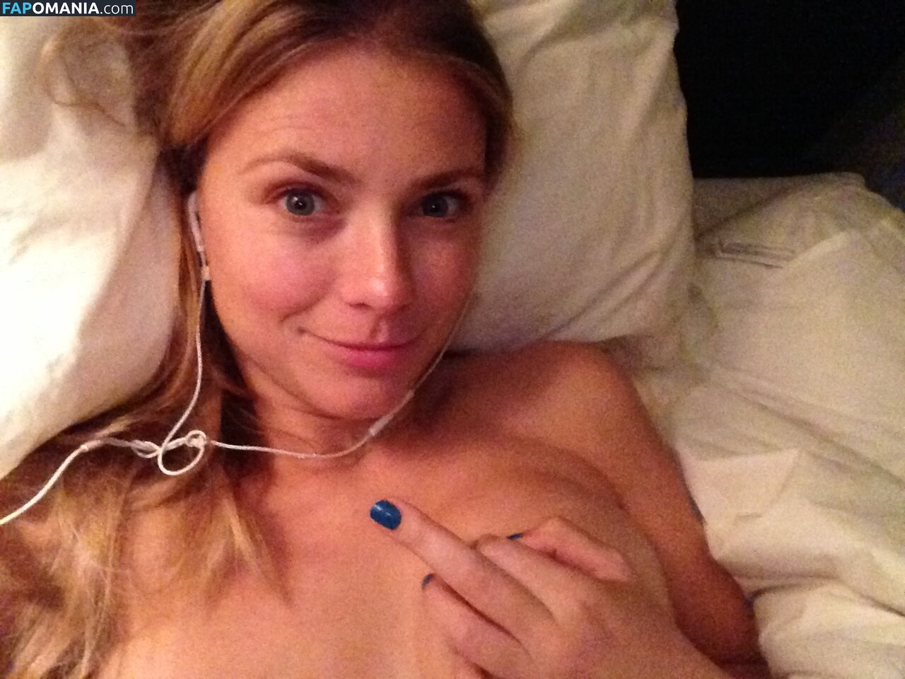 Gigi Ravelli Nude Leaked Photo #79
