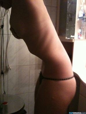 Guro Pettersen Nude Leaked Photo #3