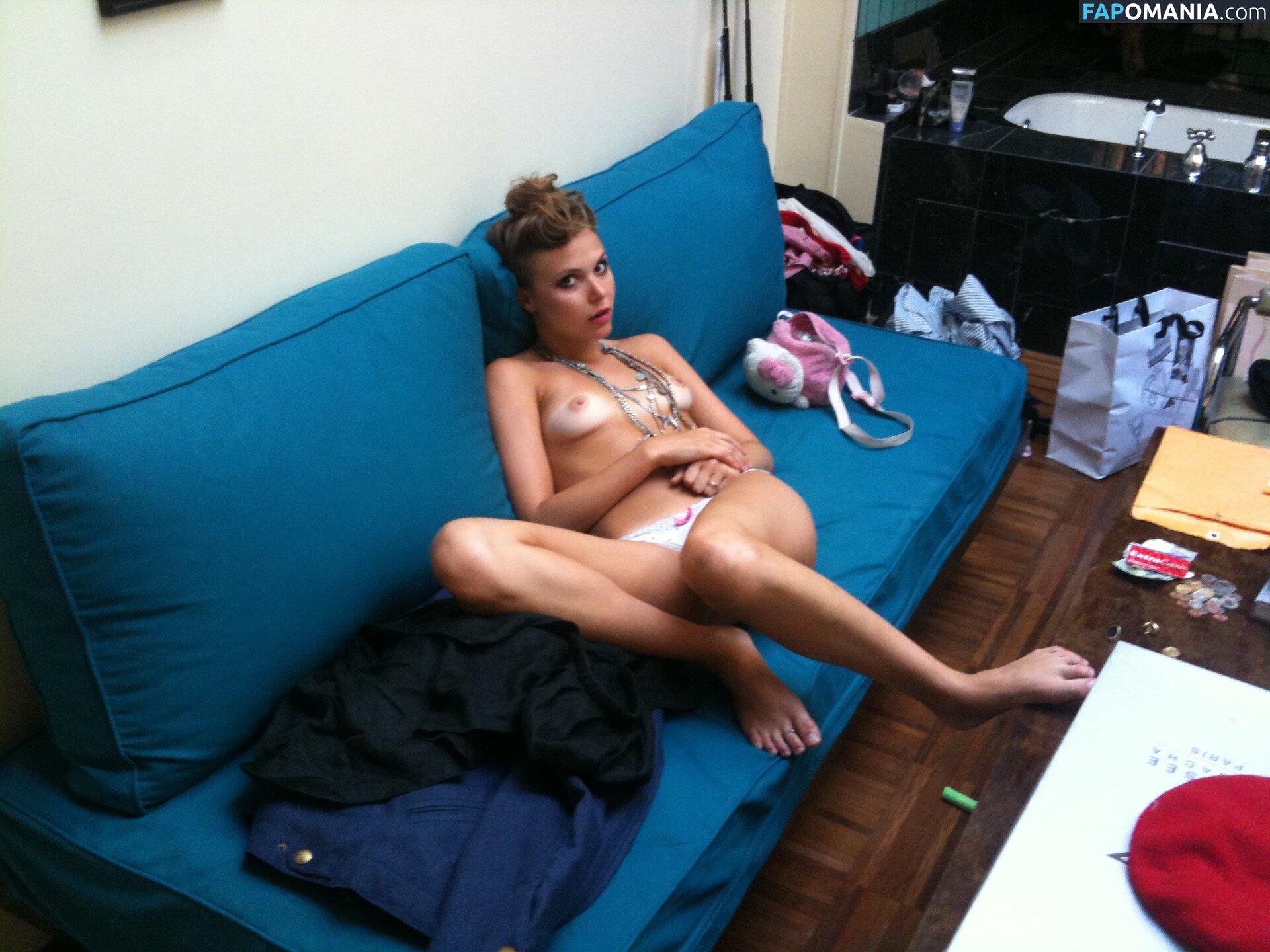 Hailey Gates And Paige Elkington Nude Leaked Photo #23