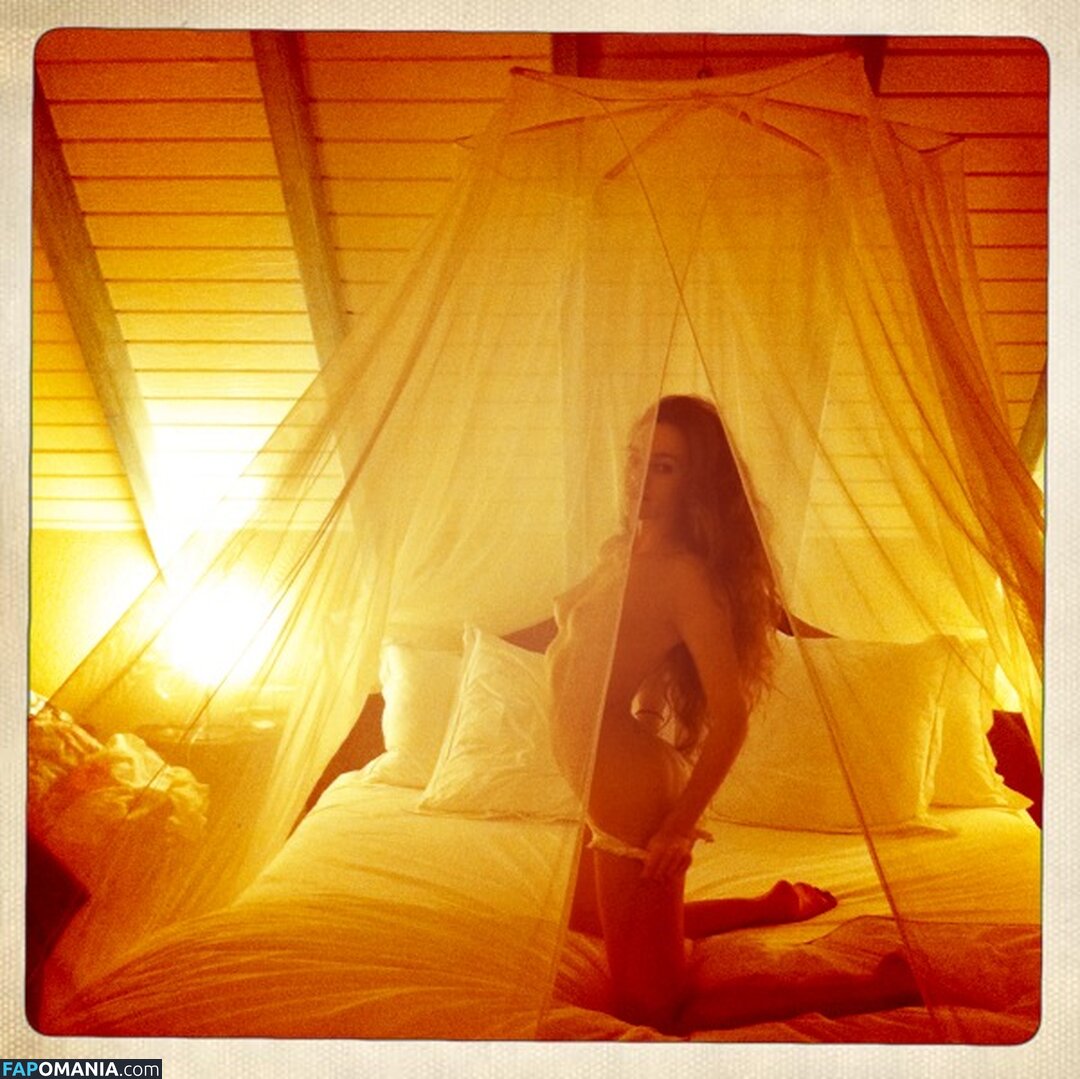 Hailey Gates And Paige Elkington Nude Leaked Photo #79