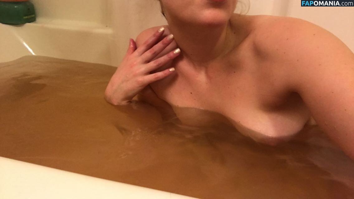 Hannah Schewel Nude Leaked Photo #38