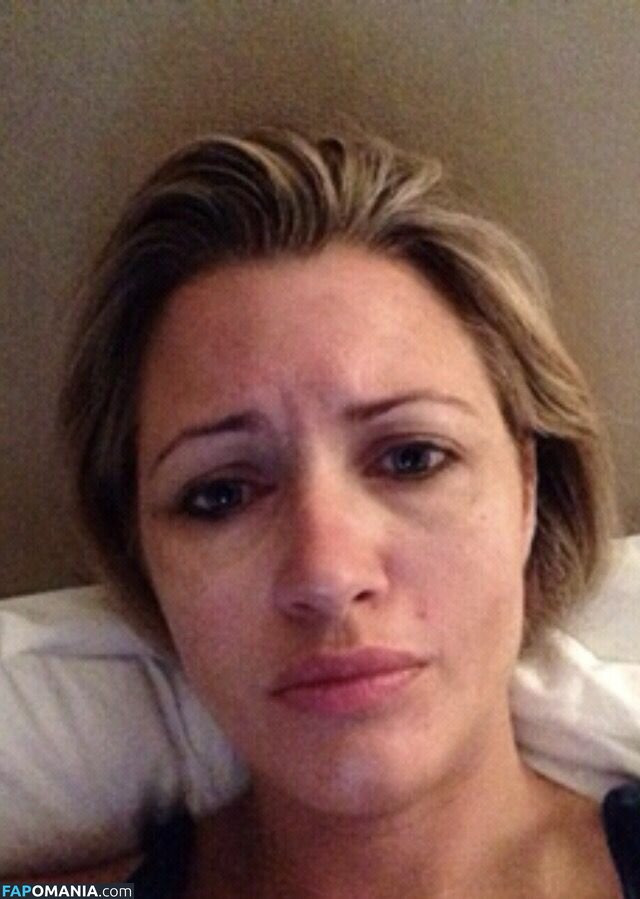 Hayley McQueen Nude Leaked Photo #22