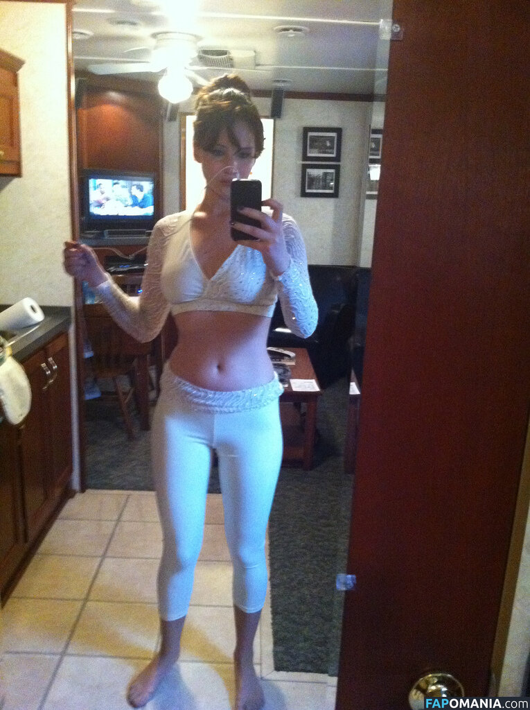 Jennifer Lawrence Nude Leaked Photo #32