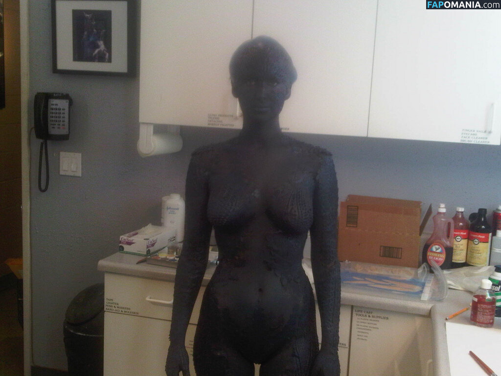 Jennifer Lawrence Nude Leaked Photo #68