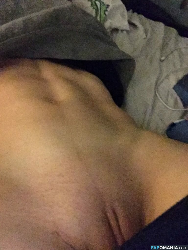 Jessamyn Duke Nude Leaked Photo #3