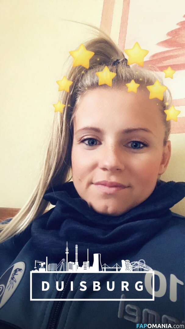 Julia Simic Nude Leaked Photo #24