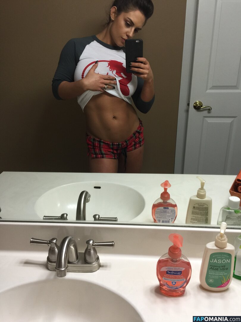 Kaitlyn WWE Nude Leaked Photo #163