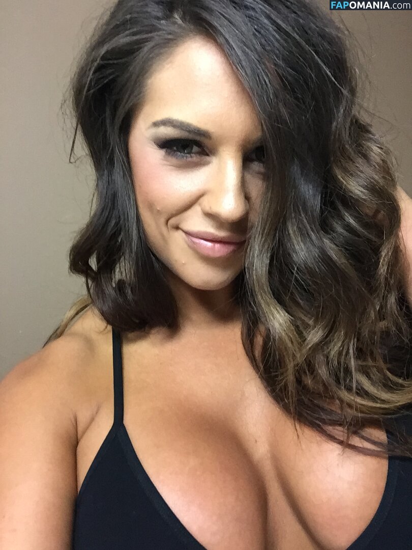 Kaitlyn WWE Nude Leaked Photo #175