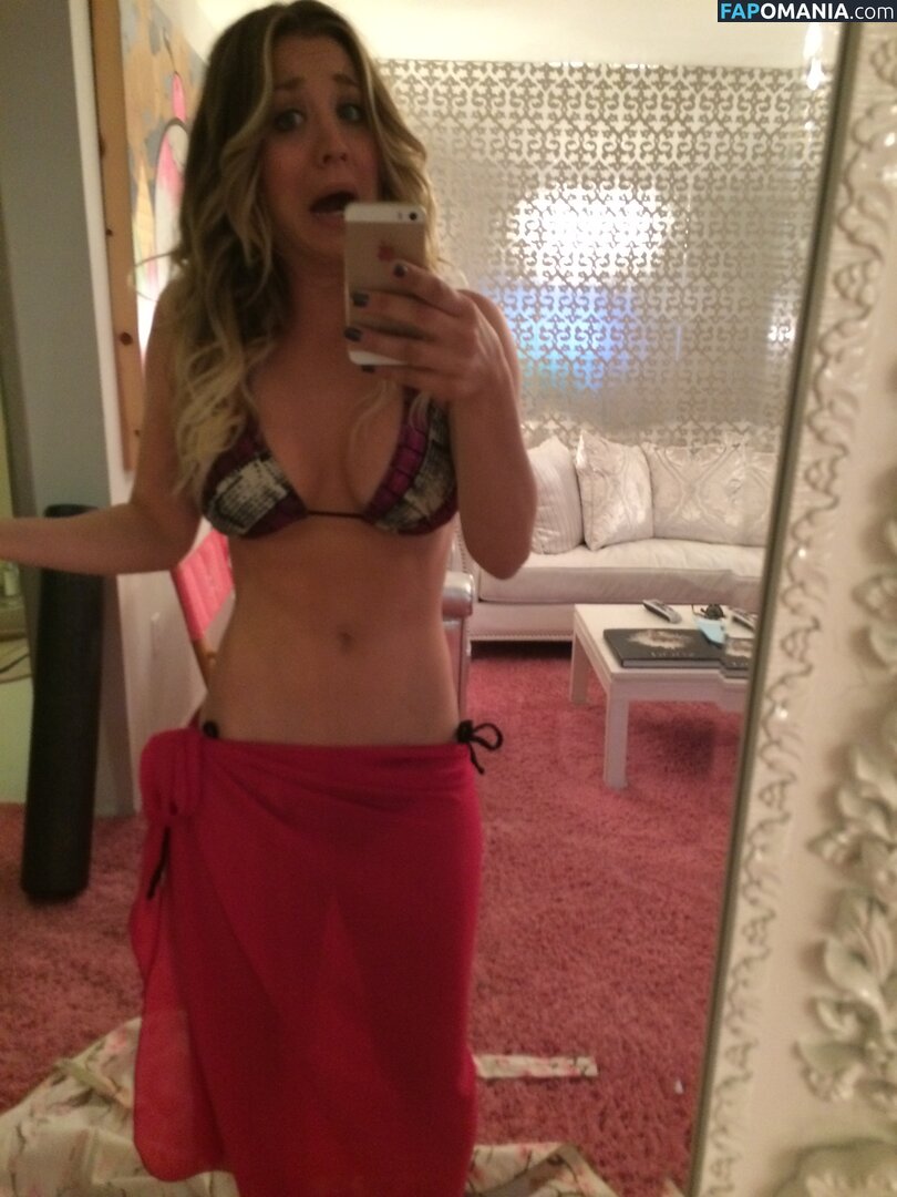 Kaley Cuoco Nude Leaked Photo #32