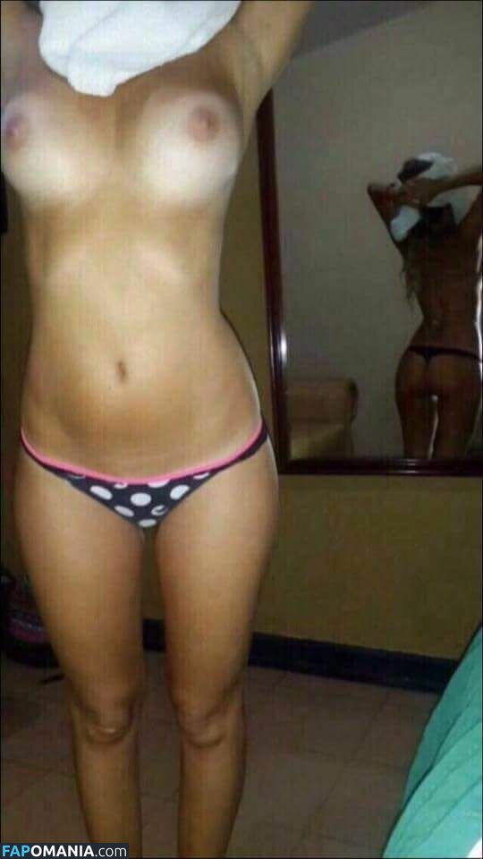 Karina Ramos Nude Leaked Photo #2