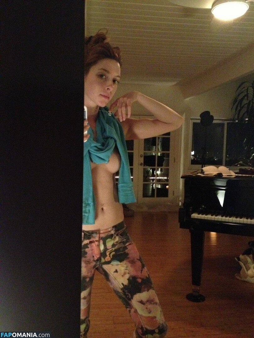 Kate Gorney Miller Nude Leaked Photo #19