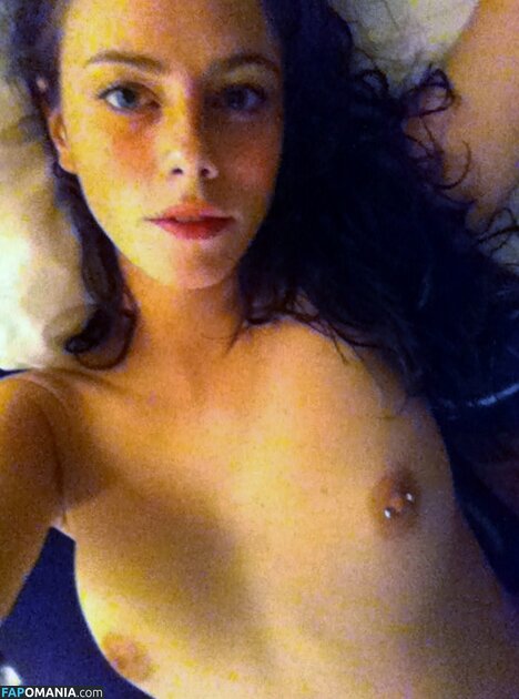 Kaya Scodelario Nude Leaked Photo #13