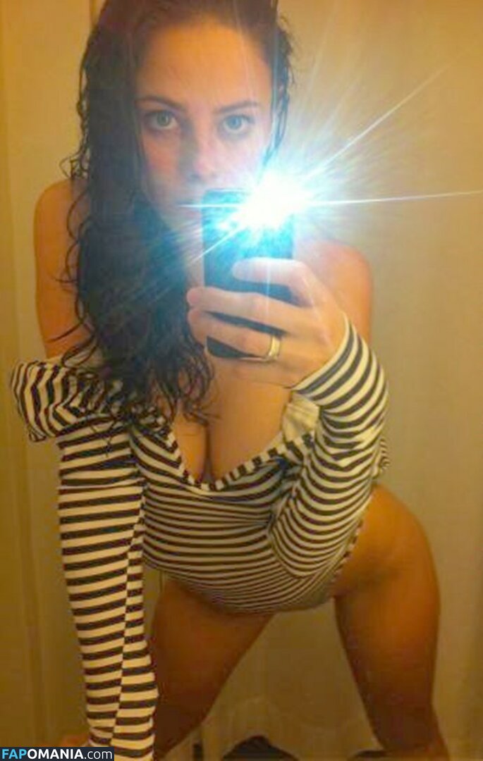 Kaya Scodelario Nude Leaked Photo #46