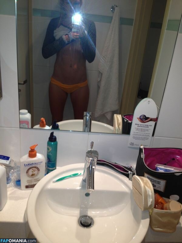 Kaylyn Kyle Nude Leaked Photo #3