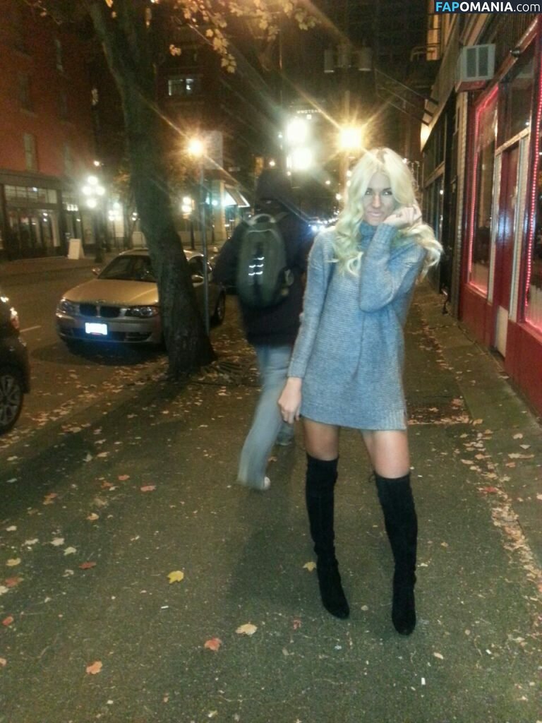 Kaylyn Kyle Nude Leaked Photo #34