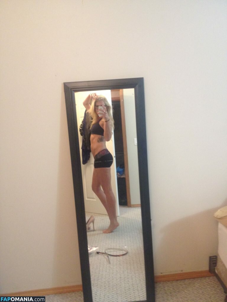 Kaylyn Kyle Nude Leaked Photo #65