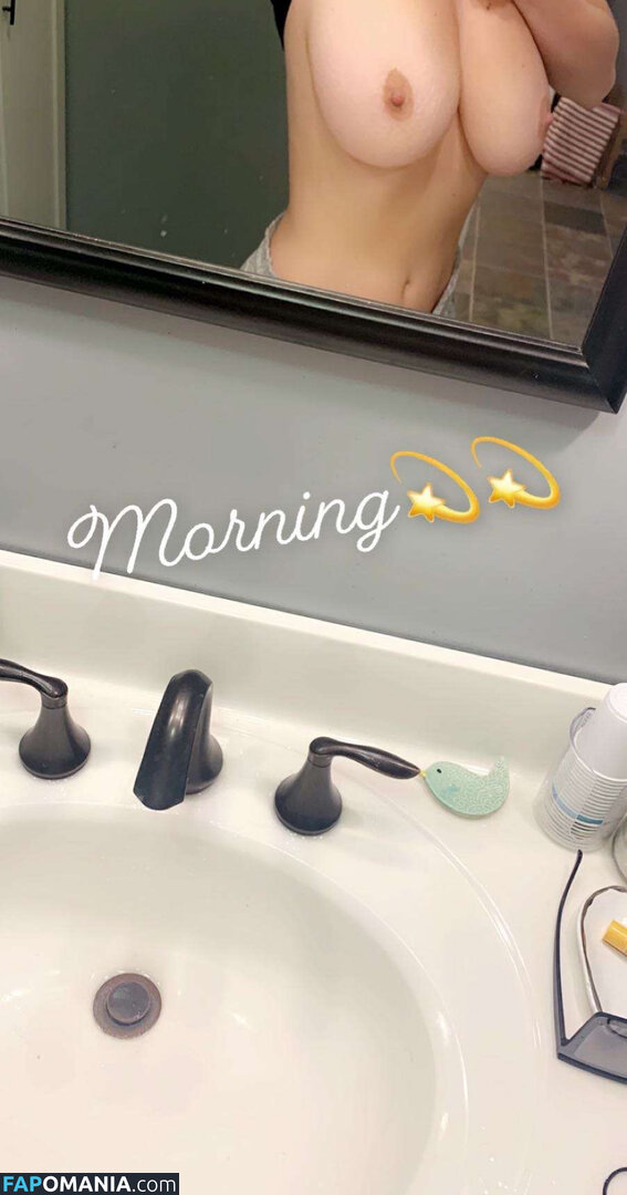 Kelsey Kay Holmer Nude Leaked Photo #3