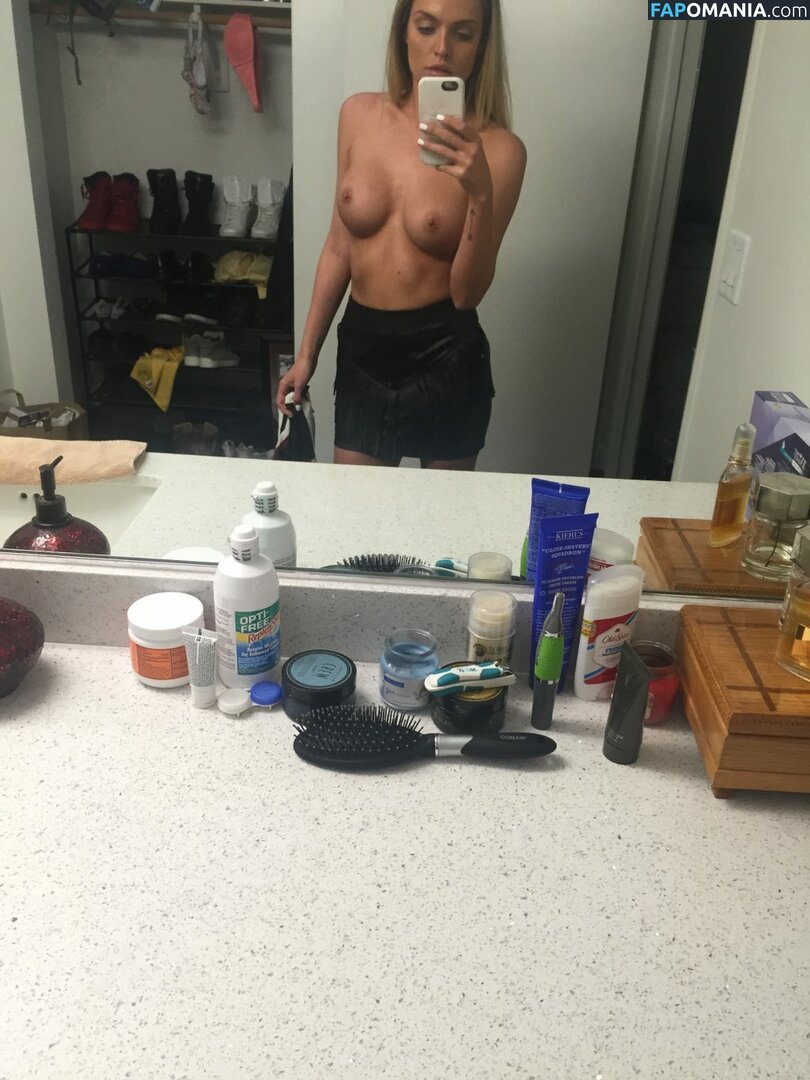 Kelsey Laverack Nude Leaked Photo #13