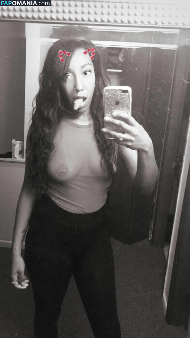 Kia Amire Nude Leaked Photo #2