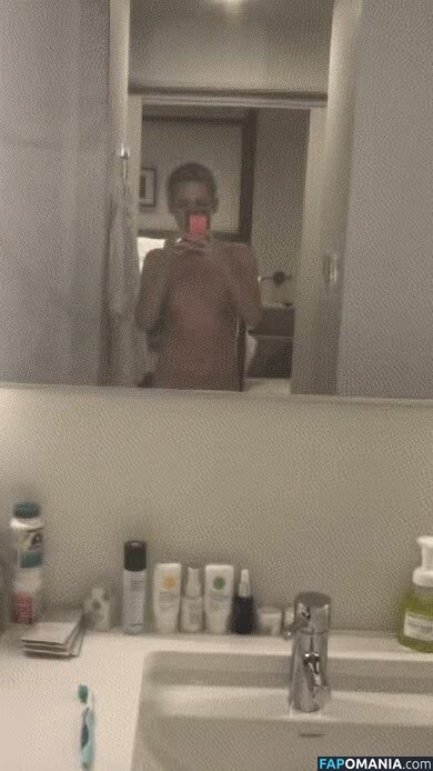 Kristen Stewart Nude Leaked Photo #200
