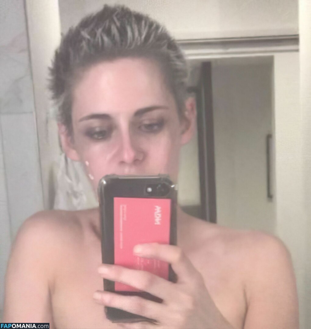 Kristen Stewart Nude Leaked Photo #301