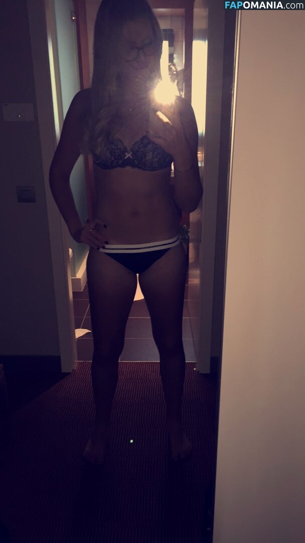 Kristina Mladenovic Nude Leaked Photo #14