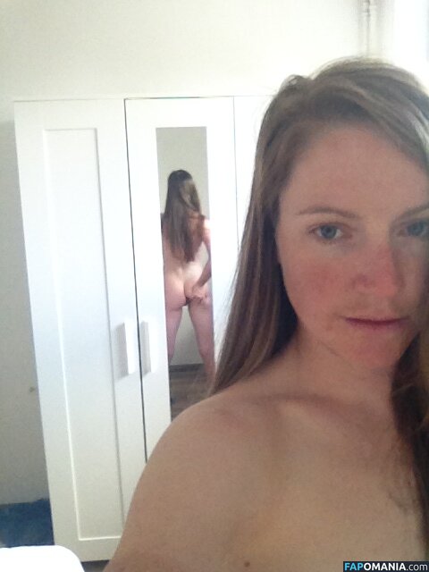 Lauren Kitchen Nude Leaked Photo #102