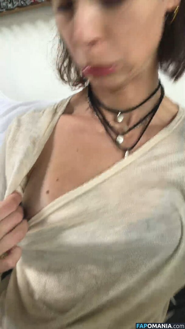 Lena Meyer Landrut Nude Leaked Photo #13