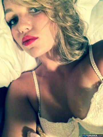 Lili Simmons Nude Leaked Photo #70