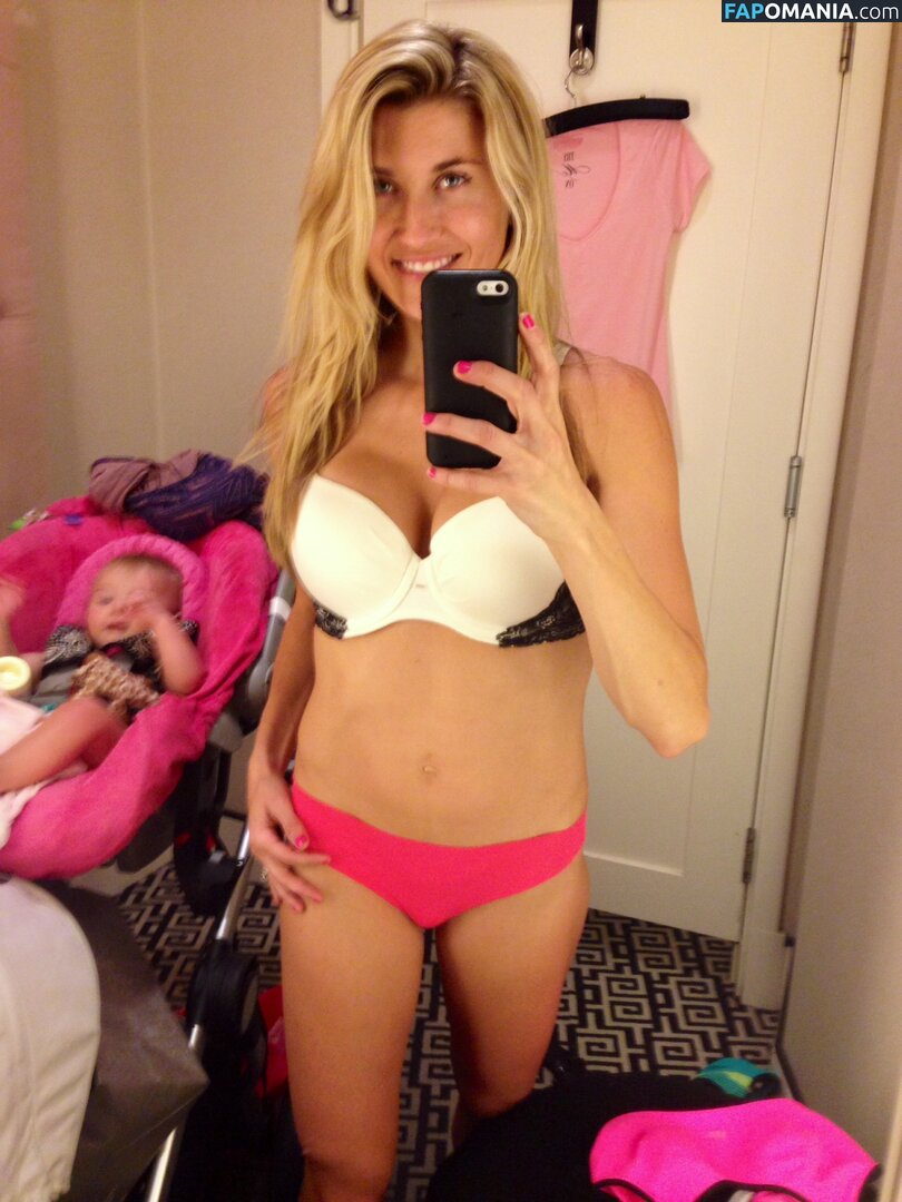 Lindsay Clubine Nude Leaked Photo #3