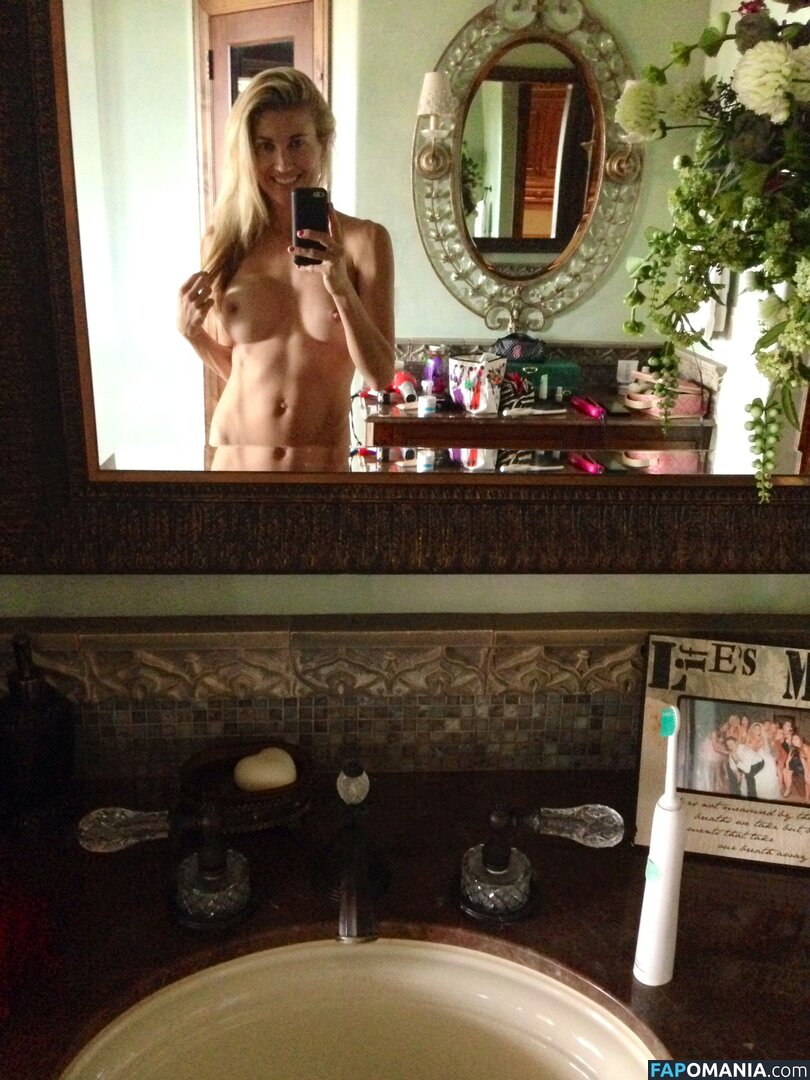 Lindsay Clubine Nude Leaked Photo #55