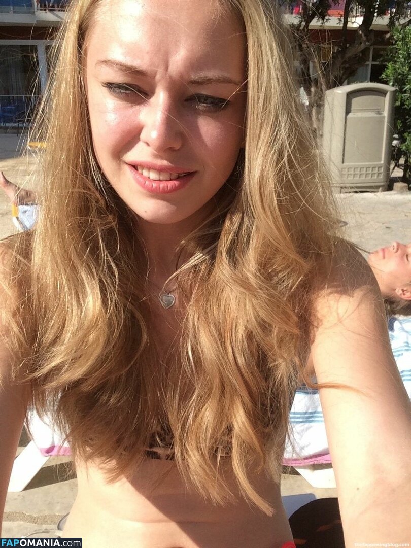 Lisa Zweerman Nude Leaked Photo #19