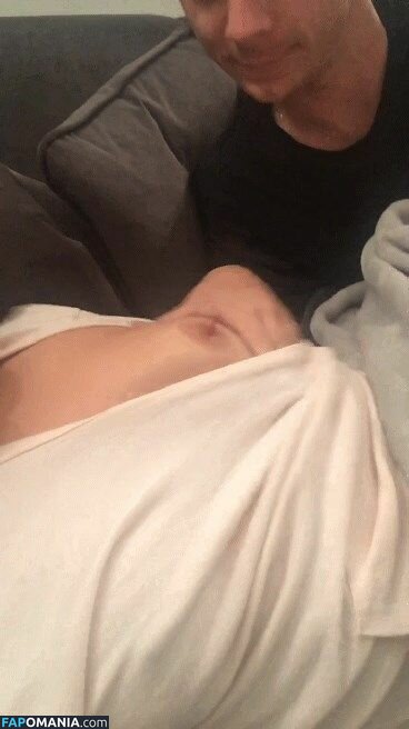 Lucy Fallon Nude Leaked Photo #8