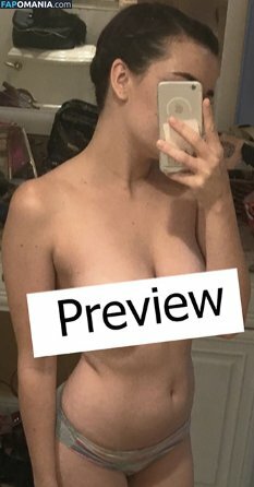Maisie Williams Nude Leaked Photo #1