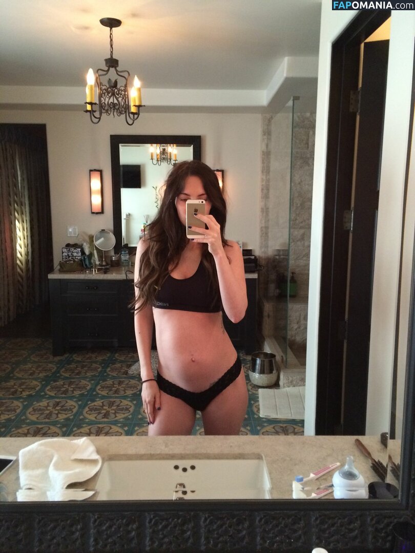 Megan Fox Nude Leaked Photo #21