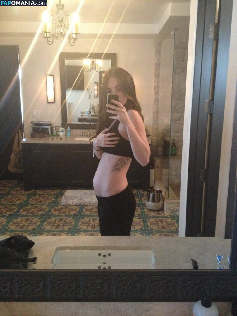 Megan Fox Nude Leaked Photo #27