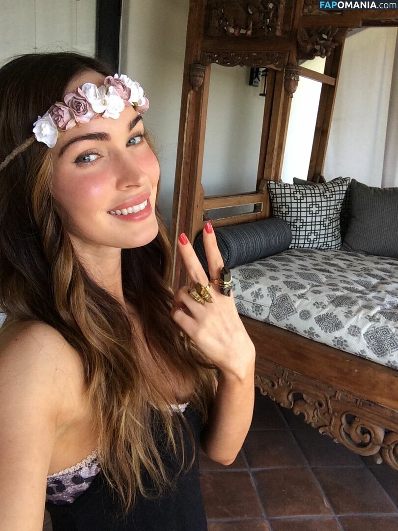 Megan Fox Nude Leaked Photo #32