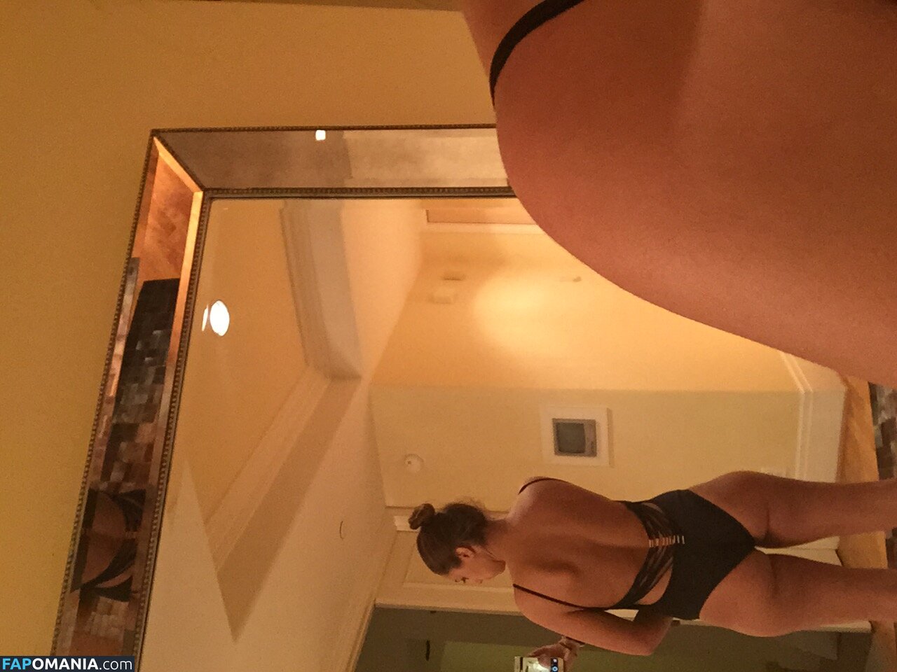 Megan Wilson Nude Leaked Photo #31