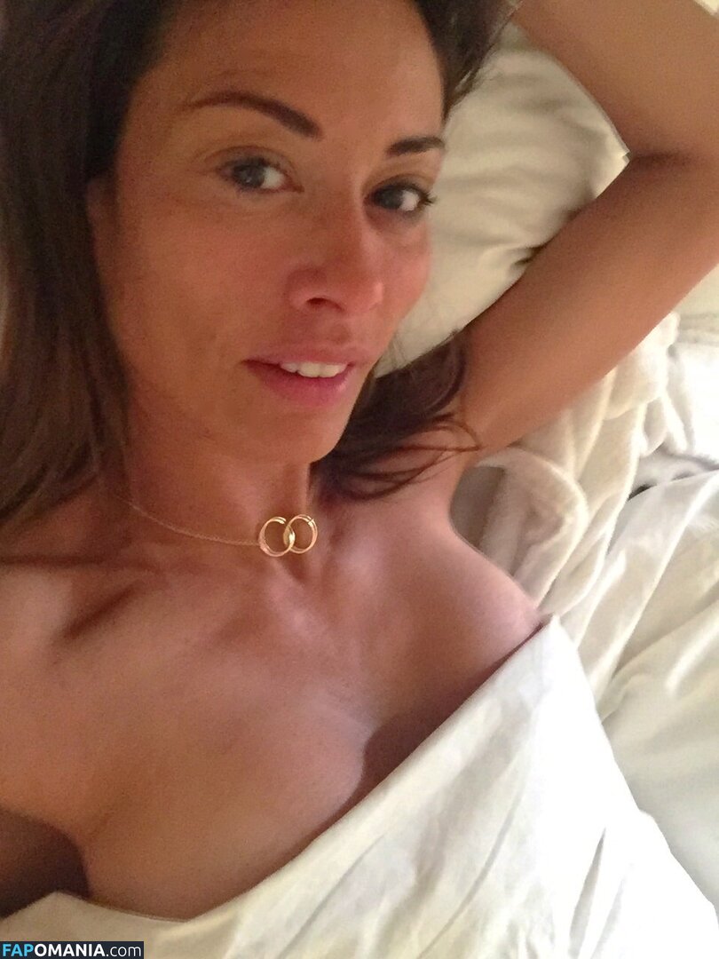 Melanie Sykes Nude Leaked Photo #3