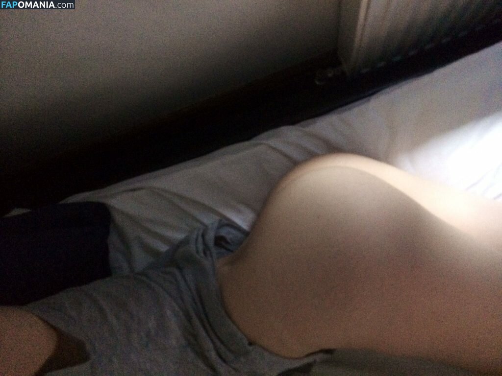 Melissa Johns Nude Leaked Photo #16