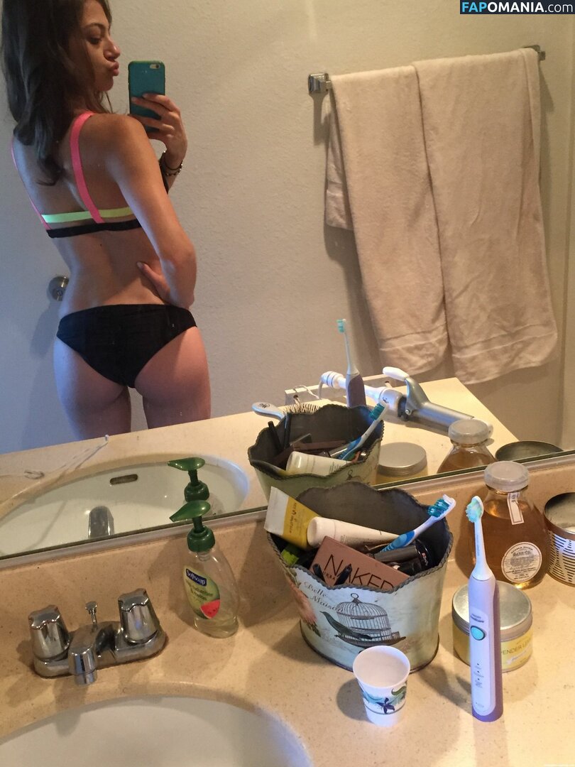 Mia Serafino Nude Leaked Photo #24