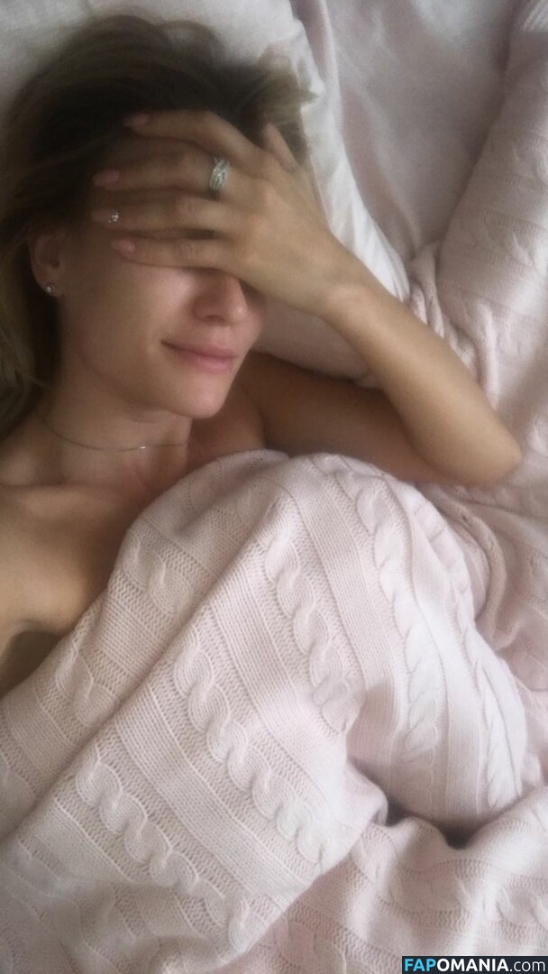 Olia Tira Nude Leaked Photo #16