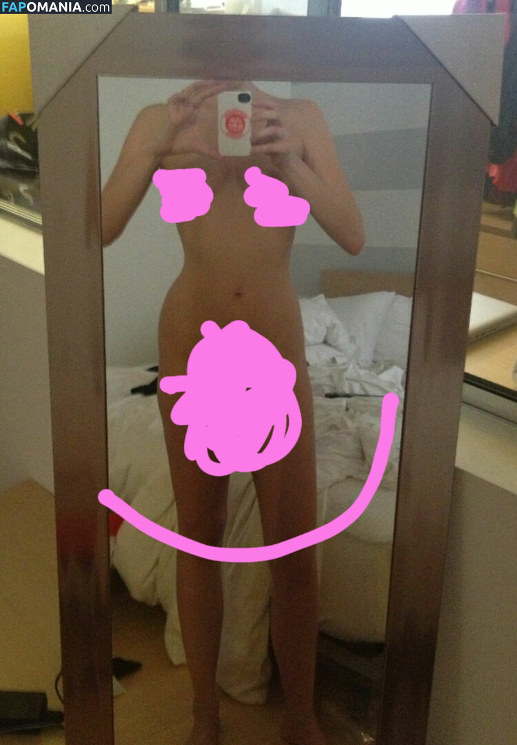 Riki Lindhome Nude Leaked Photo #55
