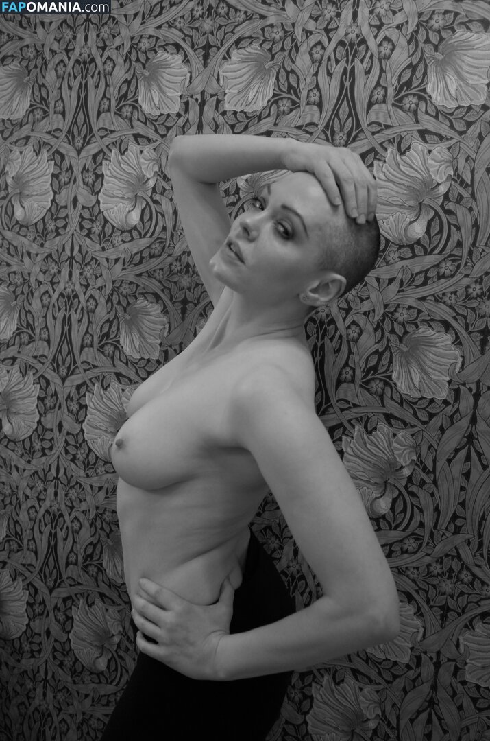 Rose McGowan Nude Leaked Photo #84