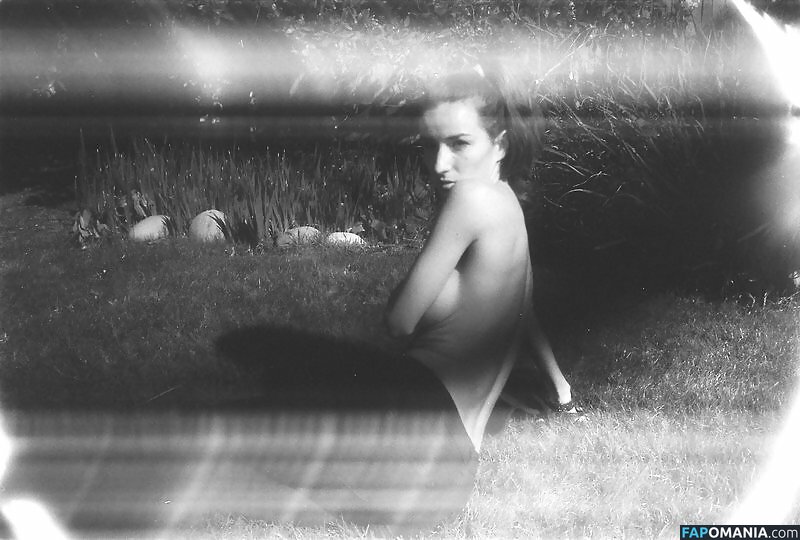 Salome Stevenin Nude Leaked Photo #4