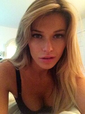 Samantha Hoopes