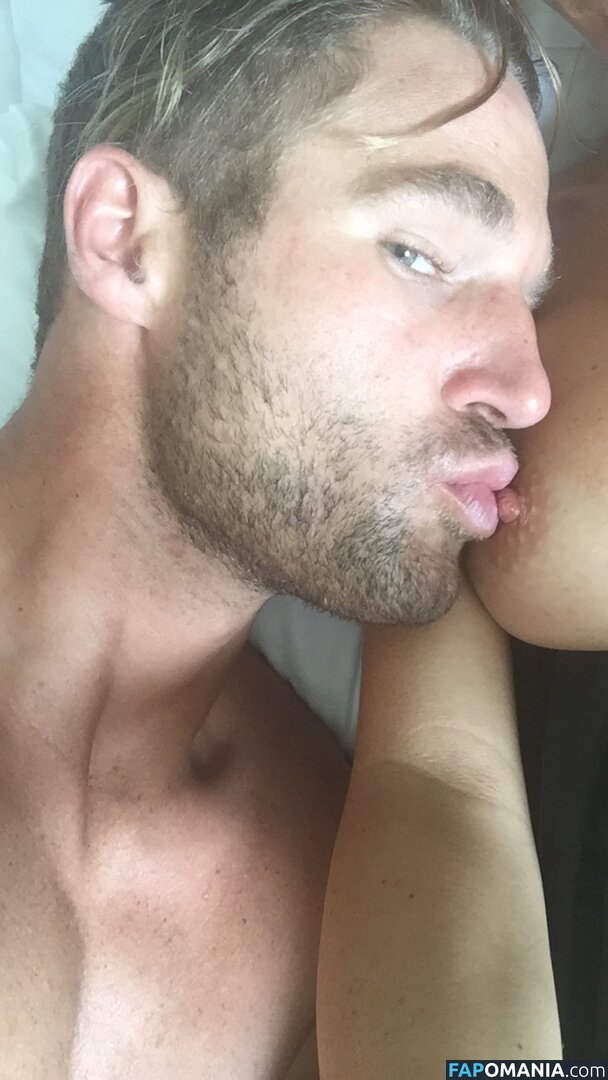 Samantha Hoopes Nude Leaked Photo #174