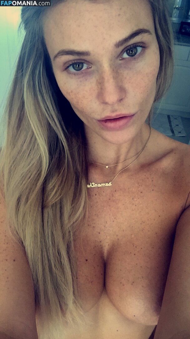 Samantha Hoopes Nude Leaked Photo #183