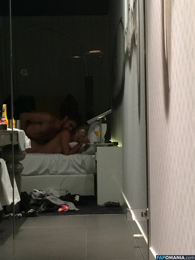 Sami Miro Nude Leaked Photo #18
