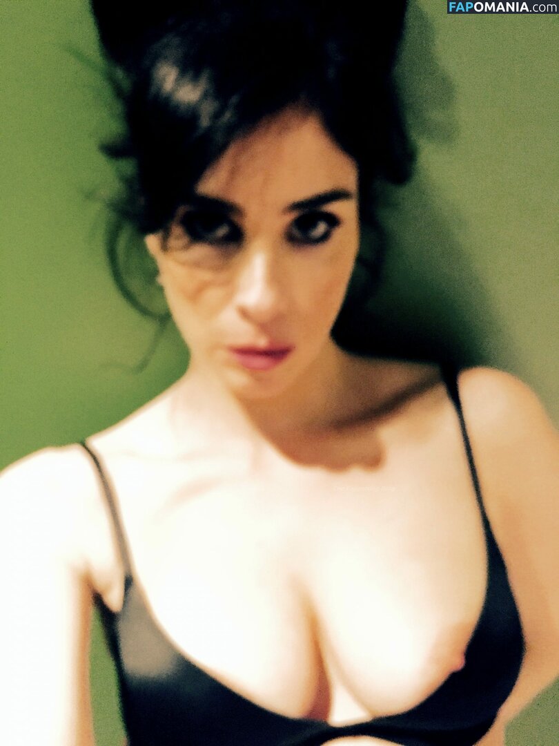 Sarah Silverman Nude Leaked Photo #6
